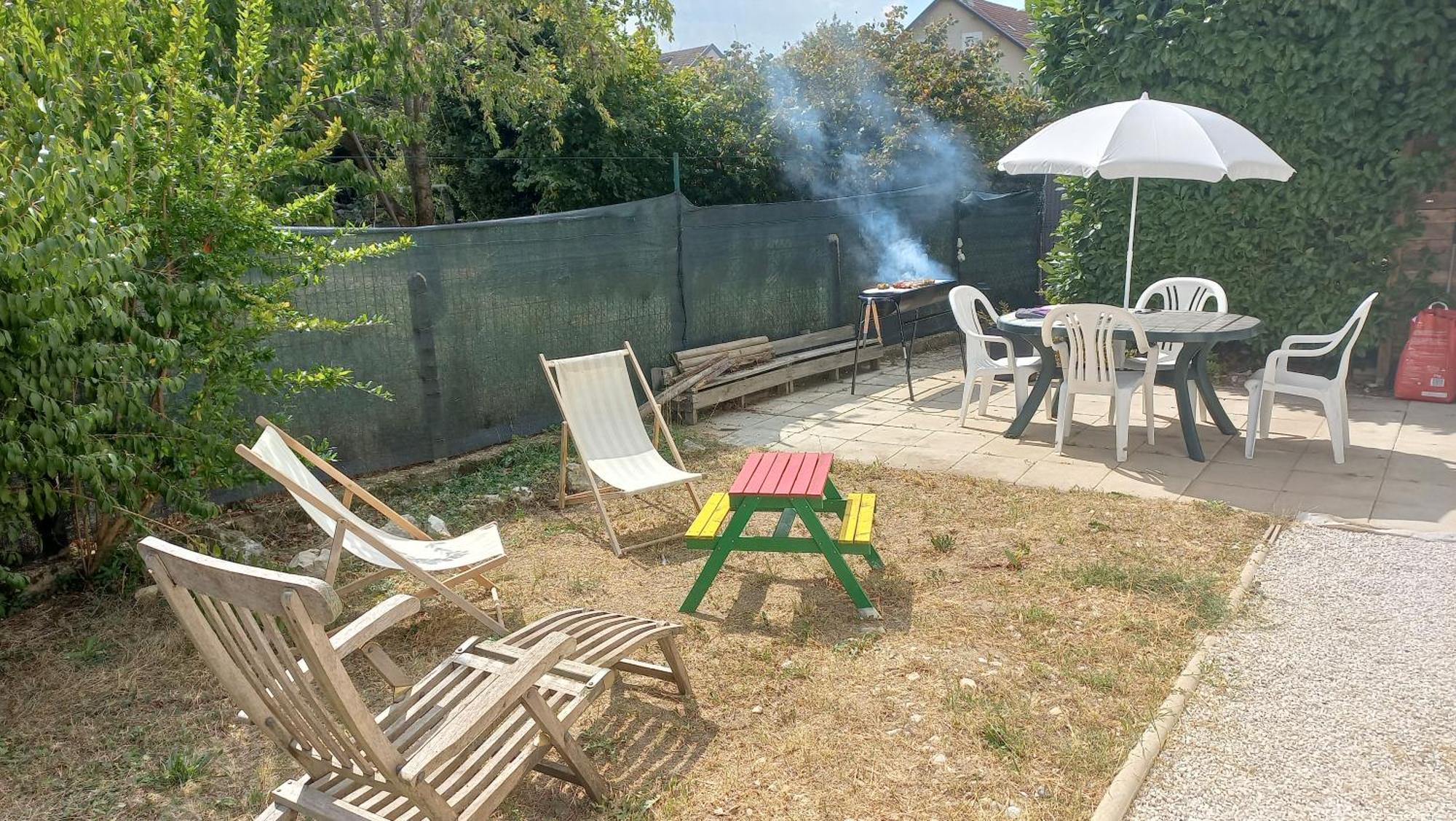 Plaisir Des Pres - Appartement T3, Jardin, Parking Chaponost エクステリア 写真
